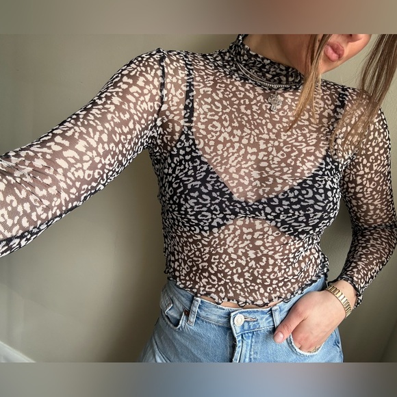 Mesh top - Picture 2 of 3